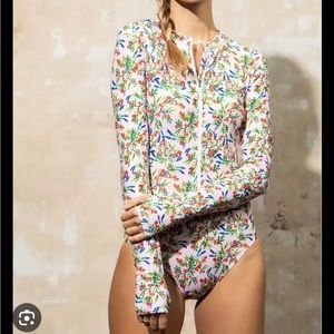 Mott 50 Mila - Long Sleeve One Piece Swimsuit - Poppy Spritz, L